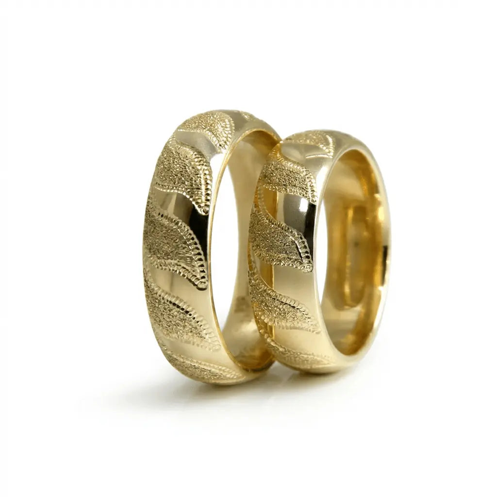 6mm Gold Wedding Band – Wave Textured 14 ct